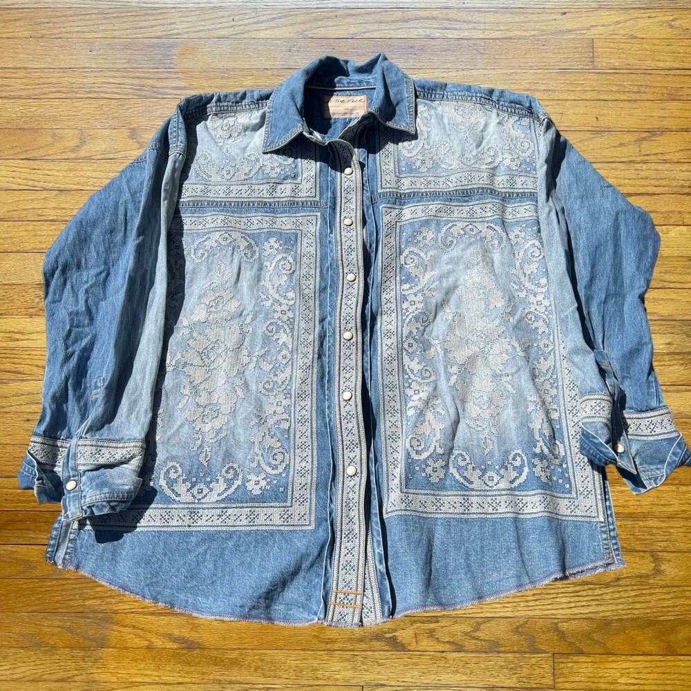 We The Free Free People Denim Embroidered Tapestry Button Down Shirt XS Blue